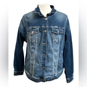 : Torrid Denim Jacket Women's 4 Blue Stretch Comfort Pockets Long Sleeve Faded